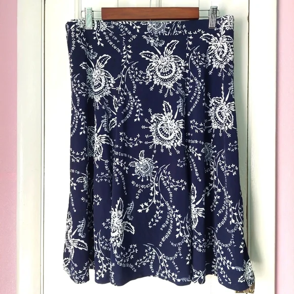 Sami & Jo Flowy Navy Blue Floral Midi Skirt Sz L - Picture 2 of 8